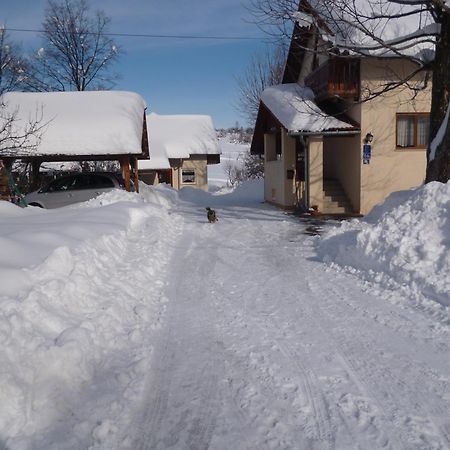 Guesthouse Hodak Selište Drežničko Kültér fotó